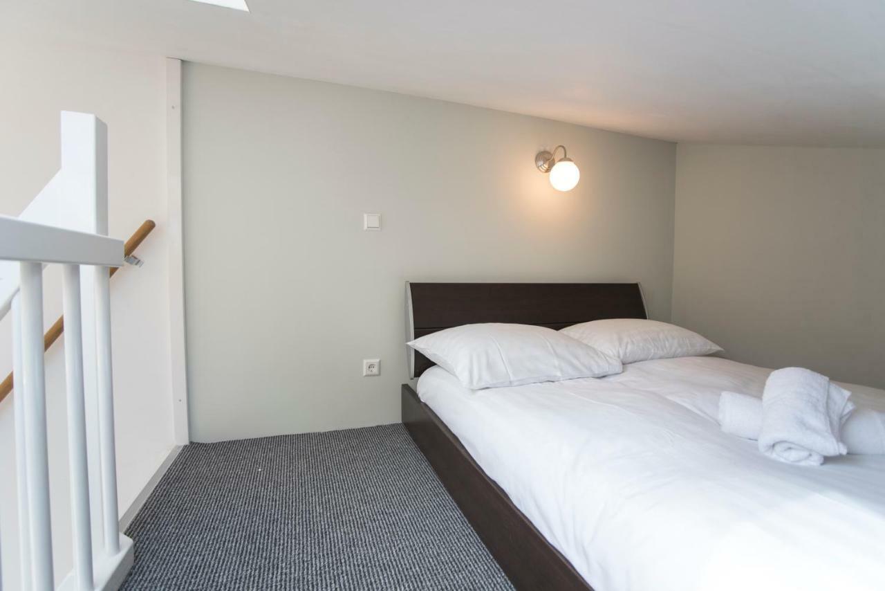 New Point Apartment *